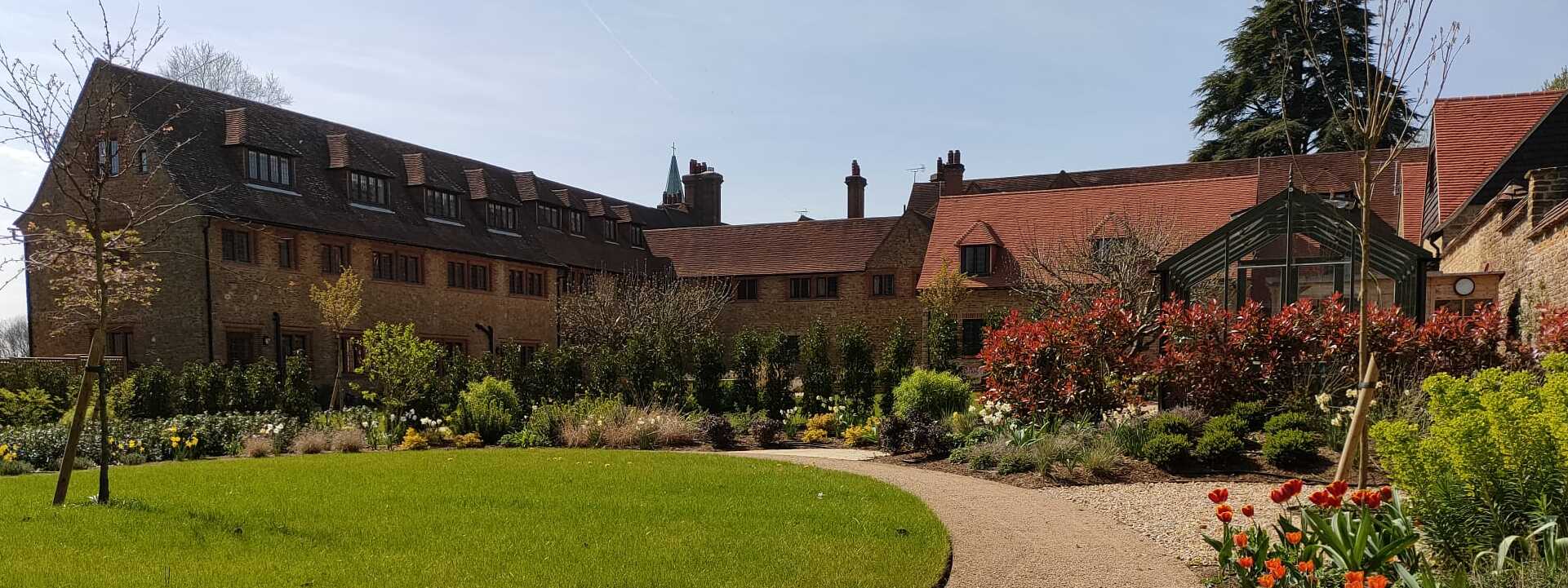 Ajahn Brahmali’s 8-Day Residential Retreat: "Turning Your Life Into a True Blessing" (Payment Page)